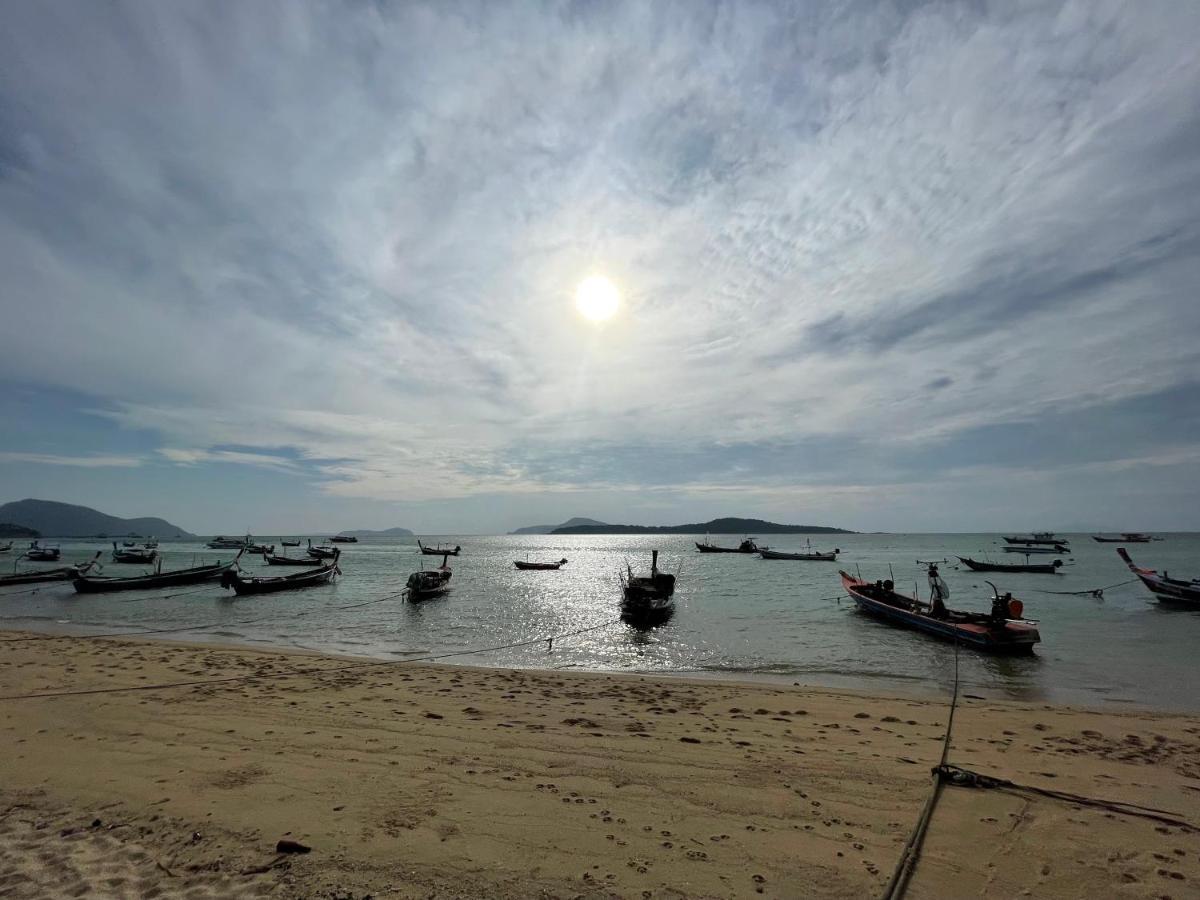 Phuket Muay Thai Hotel Rawai Beach Extérieur photo